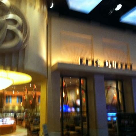 Epic Buffet at Hollywood Casino - 8 tips from 230 visitors