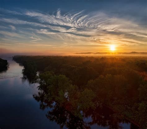 Green Trees Beside the River During Sunset · Free Stock Photo