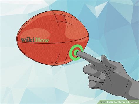 4 Ways to Throw a Football - wikiHow