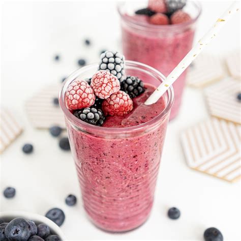 Healthy Berry Smoothie - Gathering Dreams