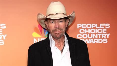 Country star Toby Keith shares update on stomach cancer battle – WHIO ...