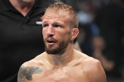 T.J. Dillashaw notifies UFC of retirement following latest shoulder ...