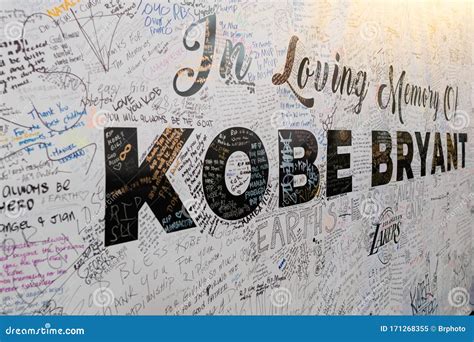 Kobe Bryant Tribute Mural between Staples Center and LA Live Editorial ...