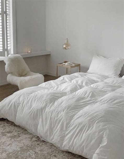 Pin by 𝒆𝒍𝒍𝒊𝒆 🌸🛼🤍 on 111 | white in 2021 | Room ideas bedroom, Home, Room inspiration bedroom