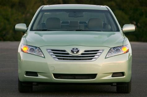 2007 Toyota Camry Hybrid Pictures - 67 Photos | Edmunds