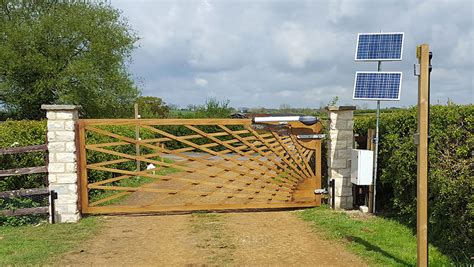 Solar-powered gate could improve farm security - Farmers Weekly