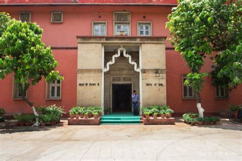 National Gandhi Museum & Library, New Delhi | Gandhi Museum in India