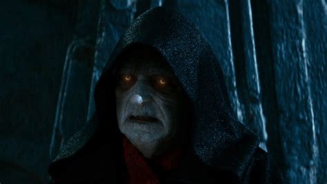 New Star Wars story reveals how Palpatine came back to life without ...