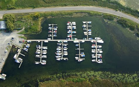 Treasure Island Marina in Kingston, ON, Canada - Marina Reviews - Phone ...