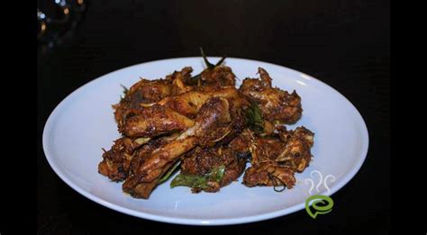 Kerala Style Chicken Fry Recipe - pachakam.com