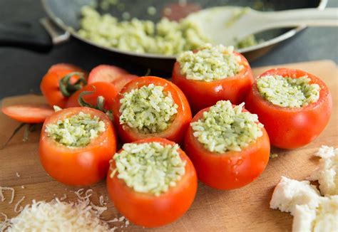 Cheesy Pesto Rice Stuffed Tomatoes