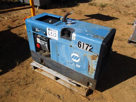 MILLER BOBCAT 225 WELDER/GENERATOR, (B3)