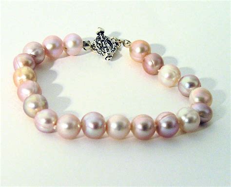 Pink Pearl | Pink Pearl Bracelet on Etsy | StacyZ aka Adore_One | Flickr