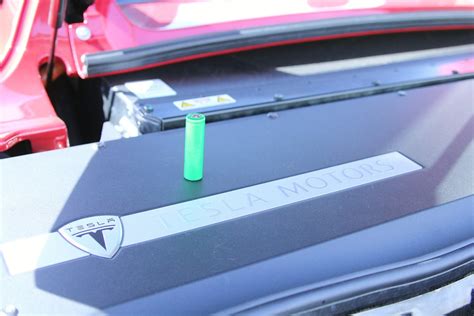 18650 cell | The Tesla Roadster battery pack is made out of … | Flickr