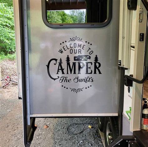 Enjoy this new custom decal of a fifth wheel! Place this vinyl decal on ...