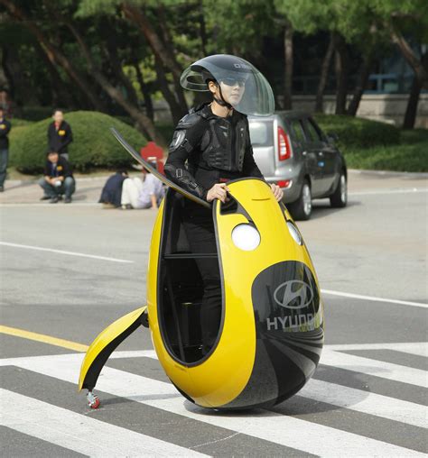 New Hyundai E4U! Egg-shaped Concept for Future Mobility of People ...