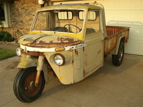 Market Flooded: 1960 Mitsubishi TM15 Three Wheeled Truck Project | Bring a Trailer