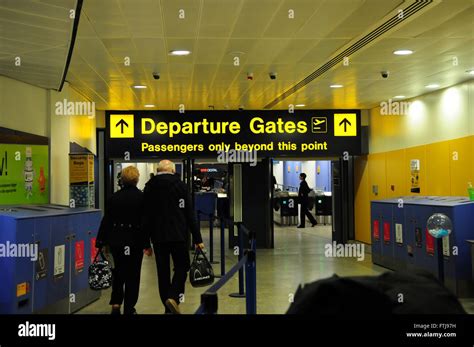 Manchester airport security hi-res stock photography and images - Alamy