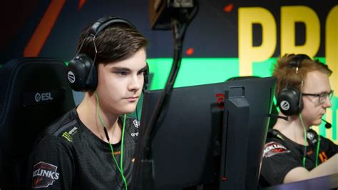 Fnatic Drops CSGO Academy Roster After 18 Months