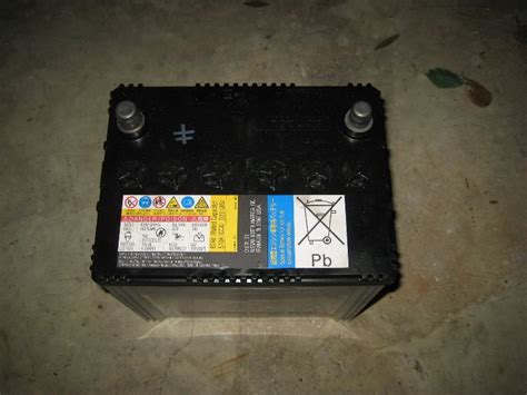 Nissan-Juke-12V-Automotive-Battery-Replacement-Guide-012