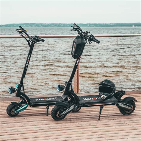 7 Essential Accessories for Electric Scooter Riders – NANROBOT