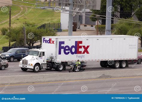 FedEx Freight Truck on the Highway Editorial Photo - Image of highway, fedex: 73098426