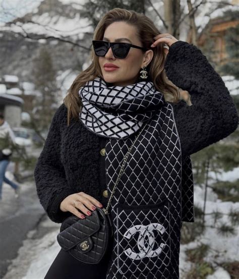 The Best Chanel Dupes: From Bags To Jewelry | Le Chic Street