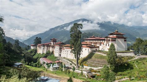 Hotels in Trongsa from $44 - Find Cheap Hotels with momondo