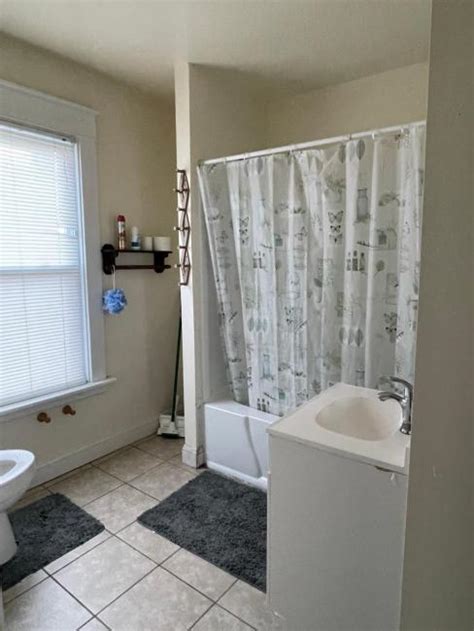 VCU Richmond Virginia Quiet and Secured Large room, Richmond - Latest ...