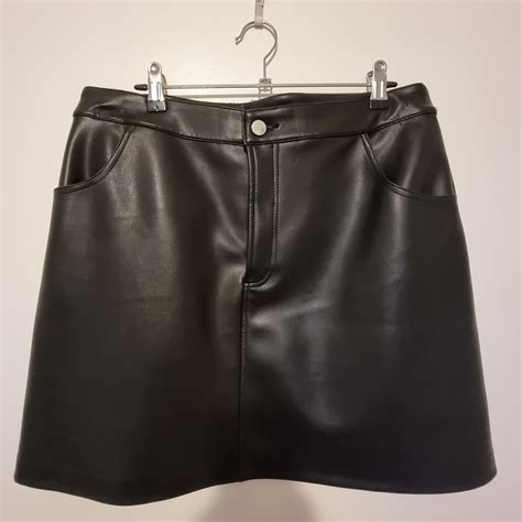 Forever New Vegan Leather Skirt - AirRobe