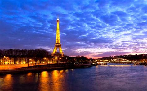 Finding the Best Paris Vacation Package