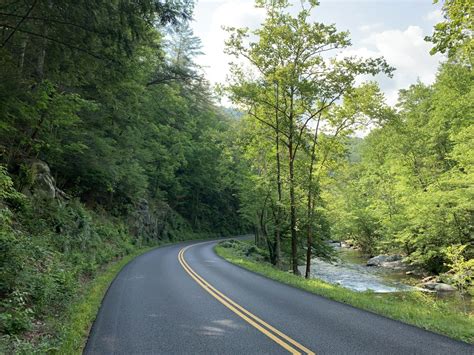 SOUTHEAST CYCLING ROUTES - foothills_parkway_016