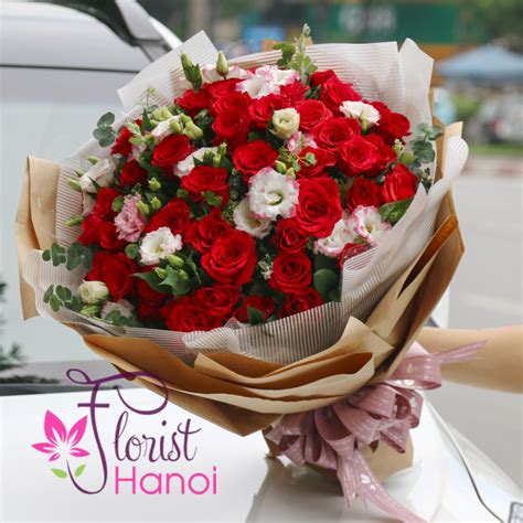 Beautiful love flowers for girlfriend