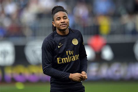 Reportedly available for just £13.5m, PSG midfielder Christopher Nkunku would be superb for Everton