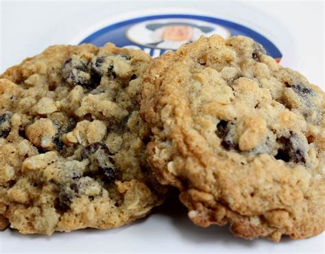 Cookie recipes oatmeal raisin, Vanishing oatmeal cookies, Vanishing ...