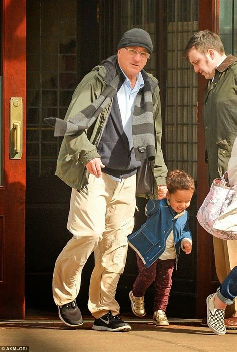 ChocolateyCreamy Blog: Robert De Niro,70 steps out with 2year-old ...