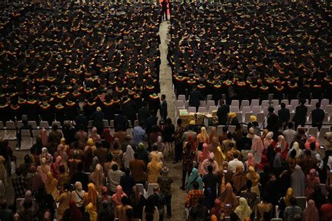 WISUDA UNJ - JAKARTA INTERNATIONAL EXPO