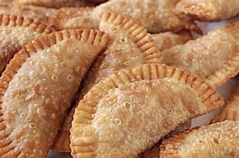 Masa para empanadas crujientes de tan solo 3 ingredientes para hacer en casa