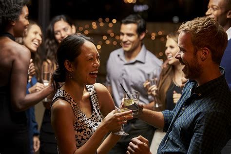 3 Tips for Surviving a Business Cocktail Party | The Motley Fool