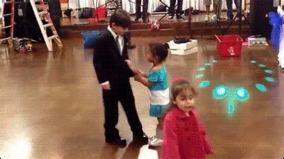 Kids Dancing GIF - Find & Share on GIPHY