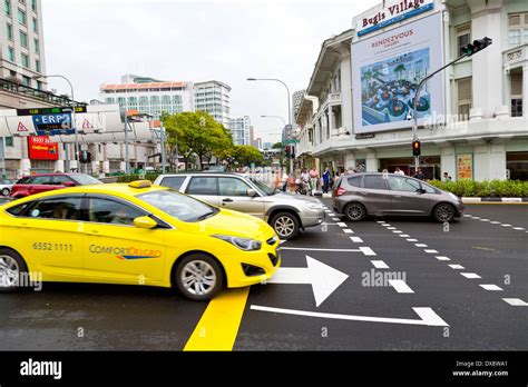 Traffic in Singapore Stock Photo - Alamy