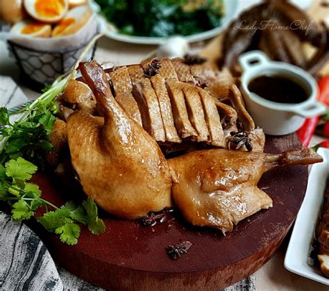 LadyHomeChef: Braised Duck with Chinese Spices 滷水鸭
