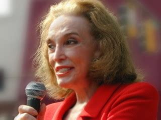 Helen Gurley Brown biography, birth date, birth place and pictures