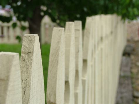 White Picket Fence Free Photo Download | FreeImages