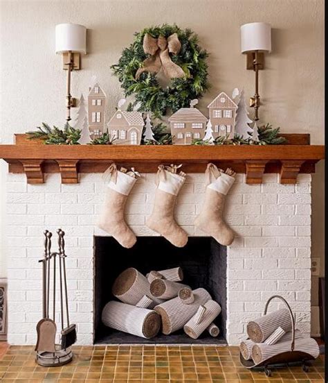 15+ DIY Christmas Mantel Decorating Ideas - For Creative Juice