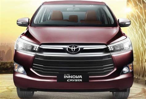 Toyota Innova Crysta launched | Cartoq