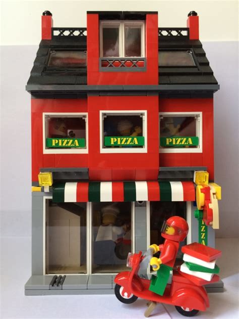 50%(ish) MOC - Pizzeria - LEGO Town - Eurobricks Forums