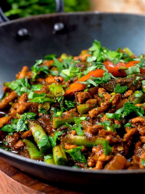 Pork Mince Curry with Green Beans - Krumpli