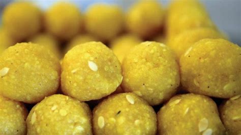 Motichoor ke ladoo are an essential for any Pakistani festivity - Local ...