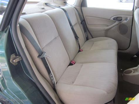 Medium Pebble Interior 2001 Ford Focus SE Sedan Photo #48635756 ...